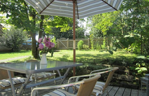 Oberwaldbehrungen House | A lovingly renovated, detached farmhouse in a quiet location.