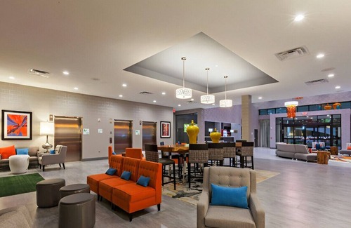 Humble House | A Luxurious & Relaxing Getaway! W/ Pool, Hot Tub