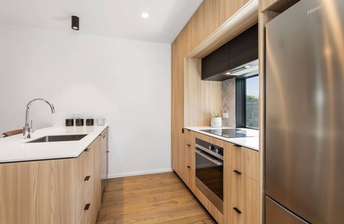 Christchurch City Centre House | A luxurious Retreat Sleeps 6