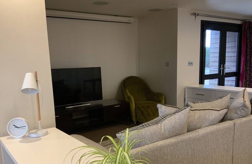 Markyate Apartment | A luxurious tranquil escape in rural Hertfordshire