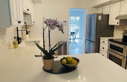 Easton House | A Luxury Home located in Easton with Water VIEWS! Close to Oxford/St. Michaels