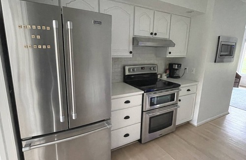 Easton House | A Luxury Home located in Easton with Water VIEWS! Close to Oxford/St. Michaels