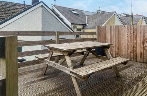 Aberbeeg Cottage | A luxury town house bordering the Brecon Beacons National Park.