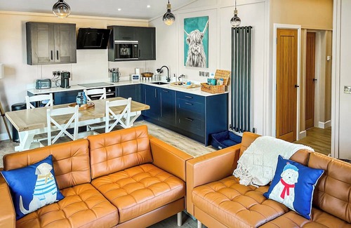 Chirk Bank Ski Chalet | A magnificent bespoke lodge perfect for a family escape with pets.