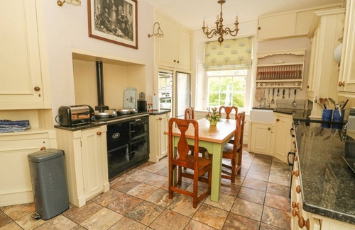 Malton House | A Magnificent, Limestone, Georgian Property