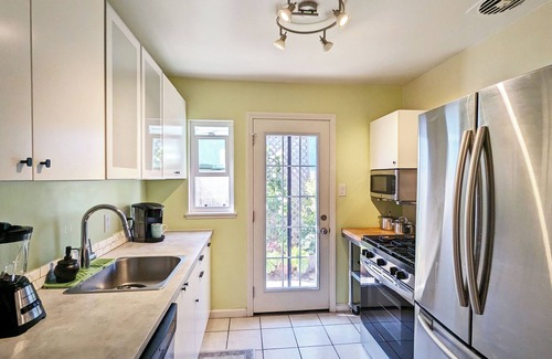 Bay Ho House | A mid-century hidden gem! Modern duplex with big yard close to beaches.