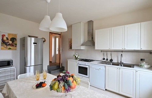 Figline e Incisa Valdarno Villa | A modern villa in the Florentine Chianti with private pool and amazing views.