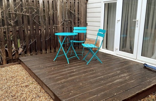 Camber House | A modern 3 double bedroom house in Camber, Rye near the sand dunes & beach.