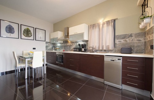 Kefalonia Villa | A modern furnished spacious villa with one of the best sunset views