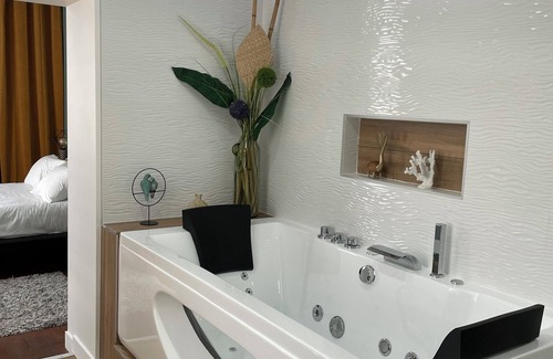Moulins Apartment | A moment of pure happiness