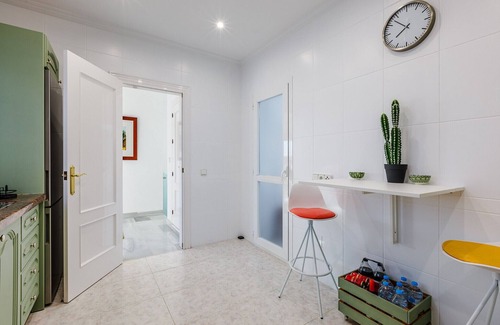 Caleta de Velez Ski Chalet | A&N Rivera Casa Blanca