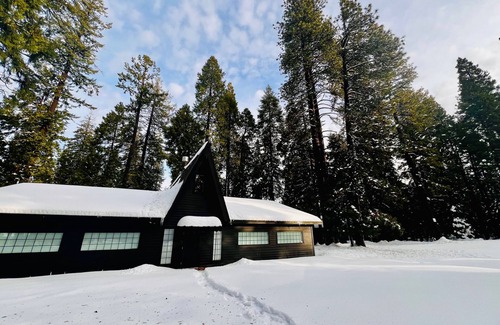 Croft House | A newly renovated mountain lodge with a vintage 70's vibe.