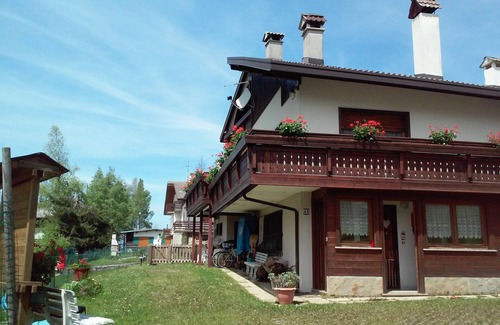Sant'Anna Apartment | A nice swim after a hike