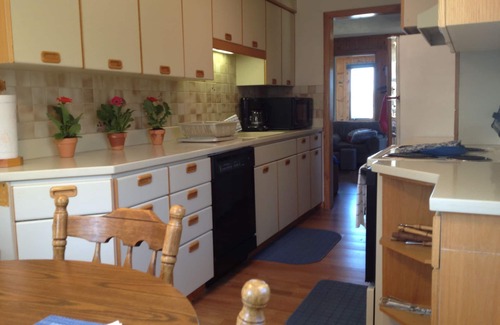 Levering Cabin | A Northern Michigan Hideaway Right in the Middle of Great Attractions