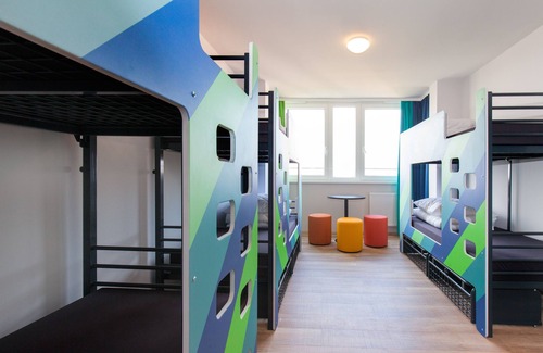 Strasnice Hotel | a&o Prague Rhea