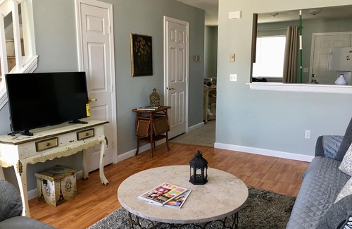 Waterbury Condo | A Peaceful Atmosphere