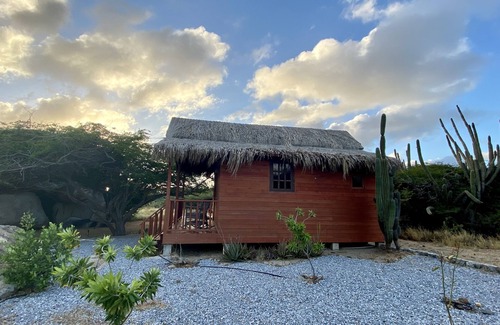 Santa Cruz House | A peaceful country retreat surrounded by nature.