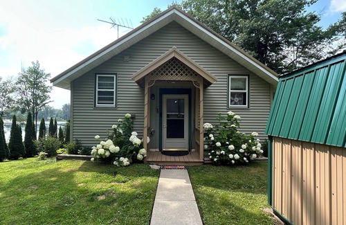 Suring House | A peaceful family and dog-friendly getaway in the Northwoods