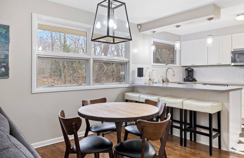 Long Beach House | A peaceful hilltop retreat just a few blocks from Lake Michigan