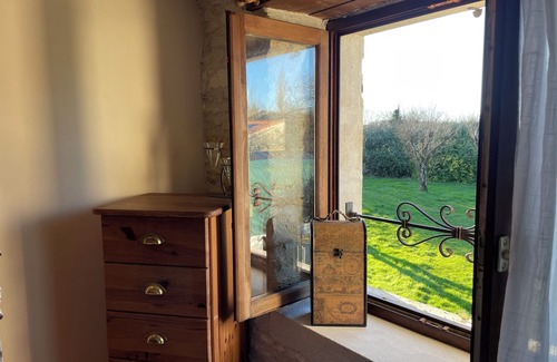 Bercloux House | A peaceful retreat in traditional Charentais house with pool close to Saintes