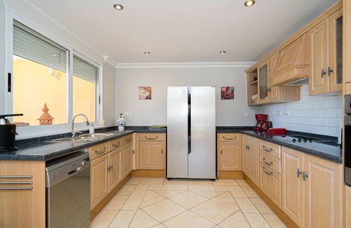 Busot Villa | A Perect Spanish Villa sleeps 8 with a Private Pool and Garden