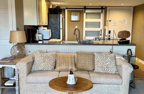 Smith Mountain Lake Condo | A Perfect Escape
