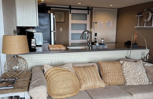 Smith Mountain Lake Condo | A Perfect Escape