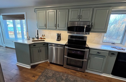 Brimley House | A perfect winter land getaway!