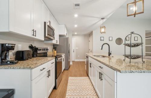 Acme House | A pet friendly cozy condo in Traverse City