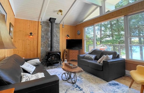 North Kawartha House | A Piece of Paradise.