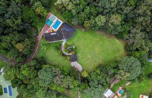 Redlynch House | A Piece of Tropical Paradise-Near Crystal Cascades