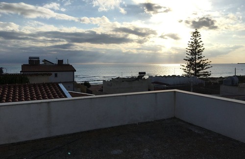 Granelli Apartment | A place to relax and experience the sea