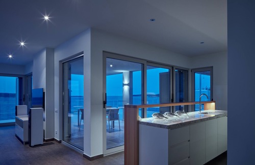 Milna Villa | A Place Where The Garden Ends And The Sea Begins