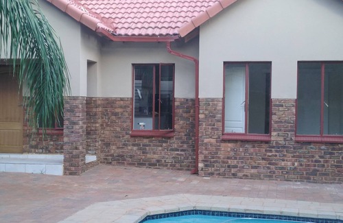 Garsfontein Apartment | A place where you have the privacy and quietness that you need