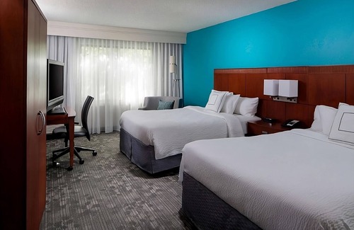 Boca Raton Hotel | A Place You'll Surely Enjoy! 4 Relaxing Units, Short Drive to Boca Tierra Park