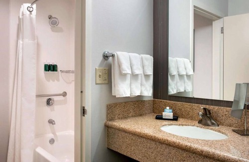 Whippany Hotel | A Place You'll Surely Enjoy! Pet-Friendly, Close to Belleau Woods Park