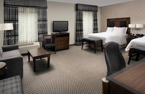 Athens Hotel | A Place You'll Surely Enjoy! 2 Relaxing Units, Indoor Pool, Free Breakfast!