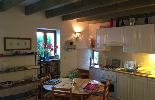 Chenac-Saint-Seurin-d'Uzet Cottage | A pretty cottage with pool and lovely garden in a village close to sea .
