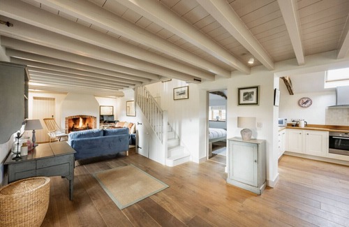 Field Dalling House | A Pretty Norfolk Cottage