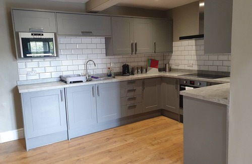 Greta Bridge Cottage | A pretty stone built cottage offering luxury accommodation with sauna & hot tube