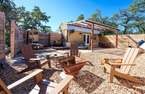 Wimberley House | A+ Privacy | Romantic Lux | Sauna | Hot/Cold Pool in Texas