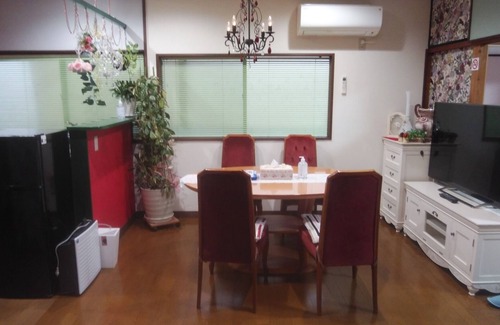 Hatago Oda Onsen House | A private 2nd floor townhouse in the center of Izu/Izumo Shimane