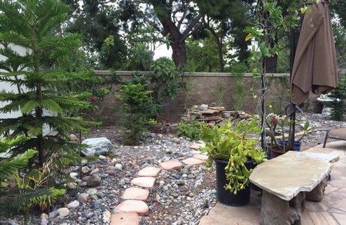 Aliso Viejo House | A private bedroom and bath in a 3 bedroom house