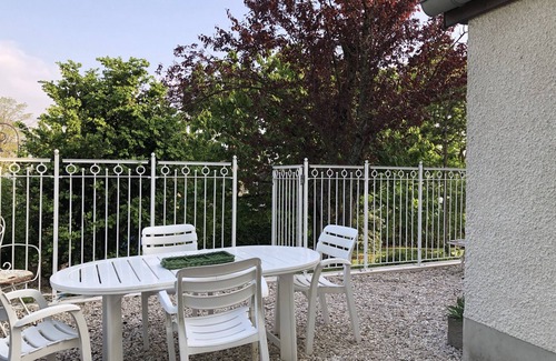 Hautvillers House | A Private detached house for 2 people, in Hautvillers cradle of champagne