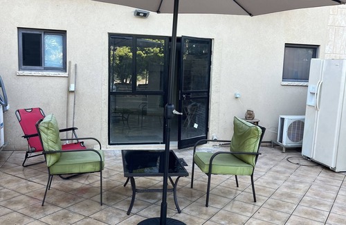 Yanuv House | A privet guesthouse