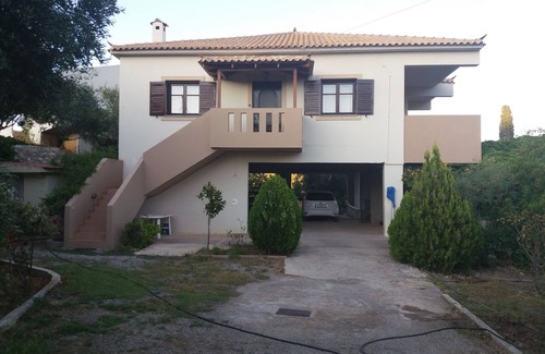 Papadhianika House | A privileged home for people who love nature.