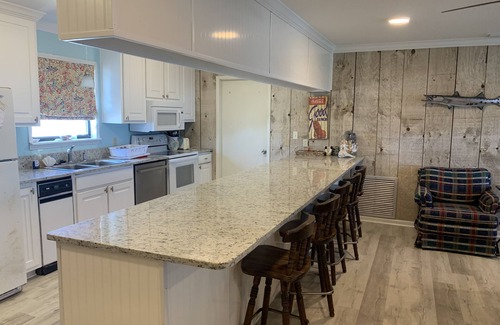 Silver Cay House | A quaint beach house located in Dauphin Island's Silver Cay.
