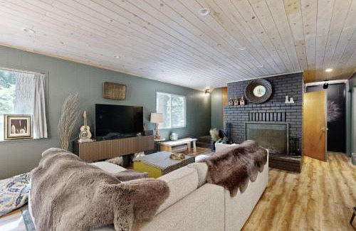Arnold House | A Quiet Escape