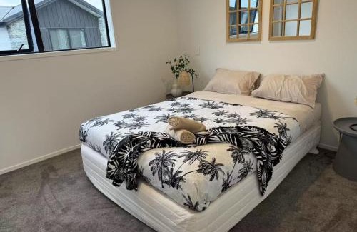 Lower Hutt Apartment | A Quiet Modern and Brand New Gem