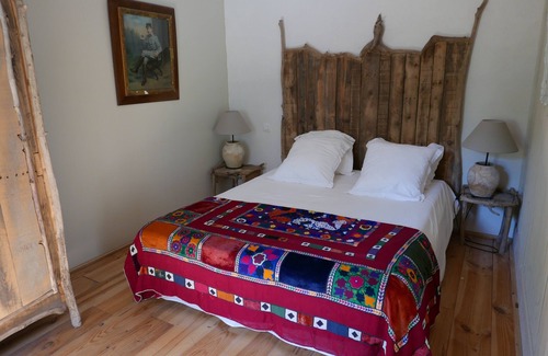 Saint-Etienne-du-Gres Cabin | A quiet natural setting, a comfortable 60M2 apartment with swimming pool & bbq.